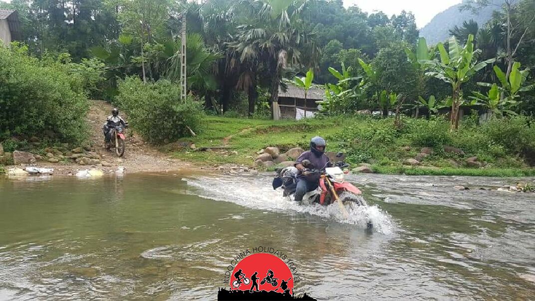 Ho Chi Minh Motorbike To Siem Reap - 7 Days